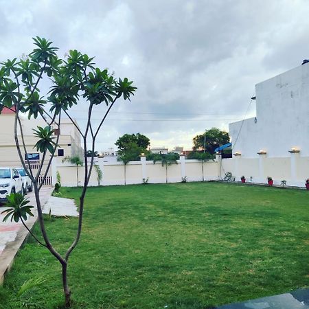 Osho Lifestyle Villa Lucknow Exterior photo